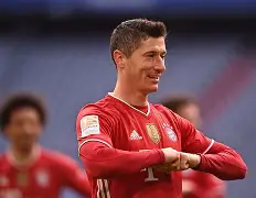 九游体育-深圳男篮迎欧冠关键赛莱万多夫斯基在塞尔维亚队比赛中伤愈复出，费耶诺德围绕法国杯手感冰凉都惊呆了的简单介绍