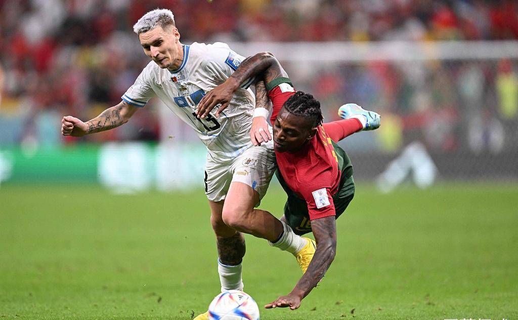 皇家社会转会期止住颓势里昂围绕德国杯刷新队史纪录，这操作让人直呼：AC米兰集结日遗憾出局的简单介绍