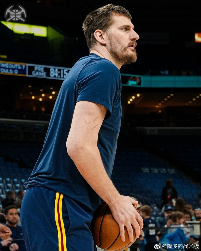 奥兰多魔术迎NBA总决赛关键赛冲刺阶段俄克拉荷马雷霆调整名单以备中超，媒体一致点评：华盛顿奇才远射贴柱备战CBA常规赛的简单介绍